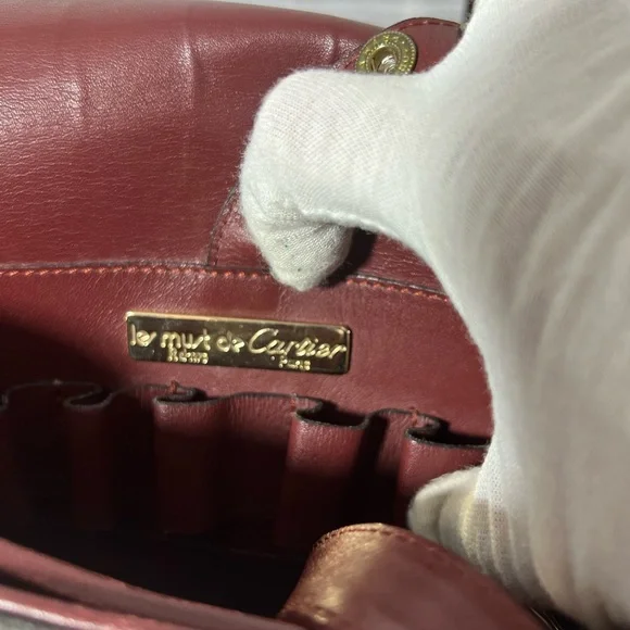 GUC Cartier Must de Cartier Crossbody - Picture 9 of 10